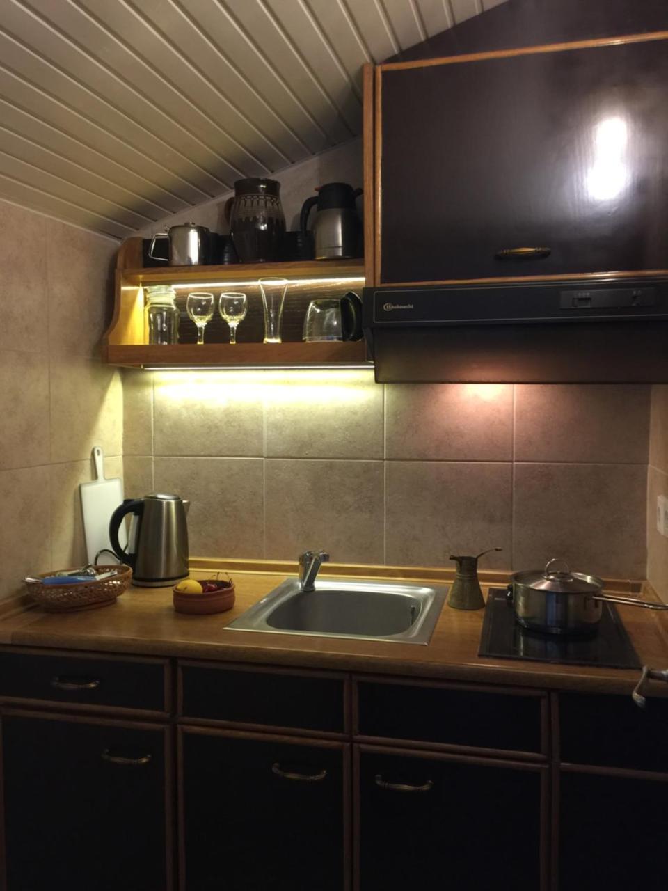 Rena Apartment *